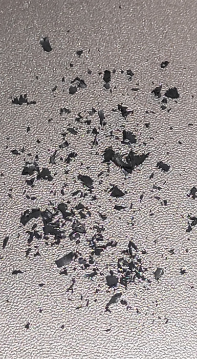 photo 3 .jpg (895.27 Kio) Vu 3435 fois résidus de plastique et poudre